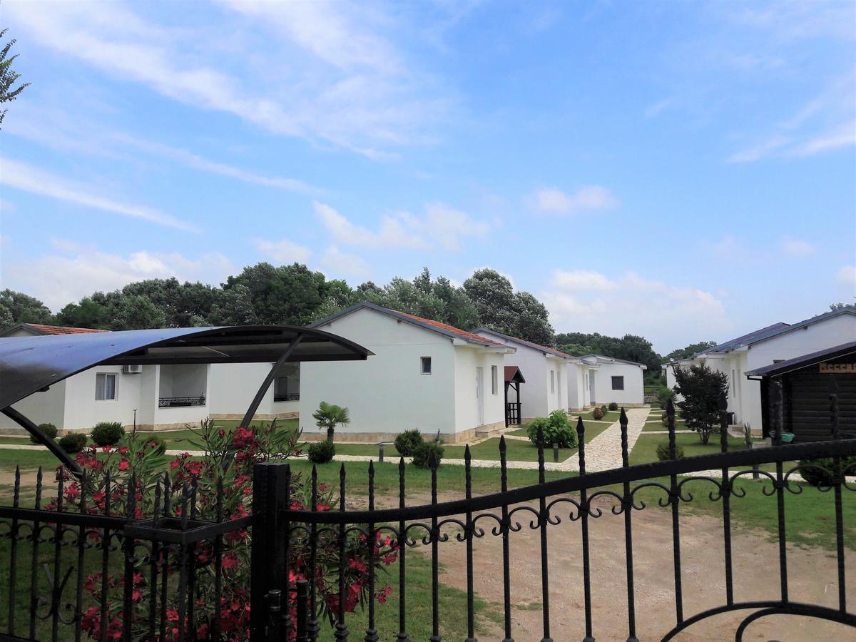 Beni Bungalows Ulcinj Esterno foto